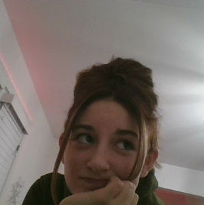 Meet your Posher, Ellie